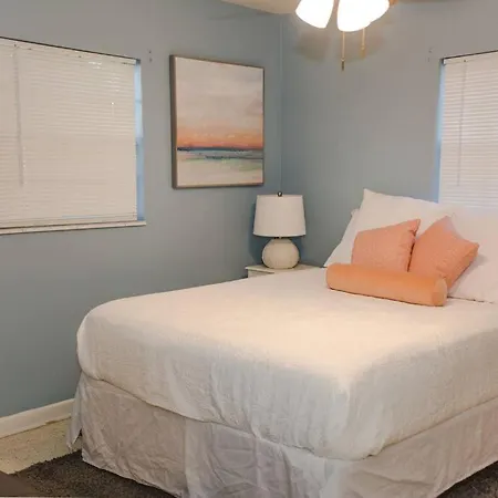 Charming Home, Minutes From The Beach Vero Beach Esterno foto