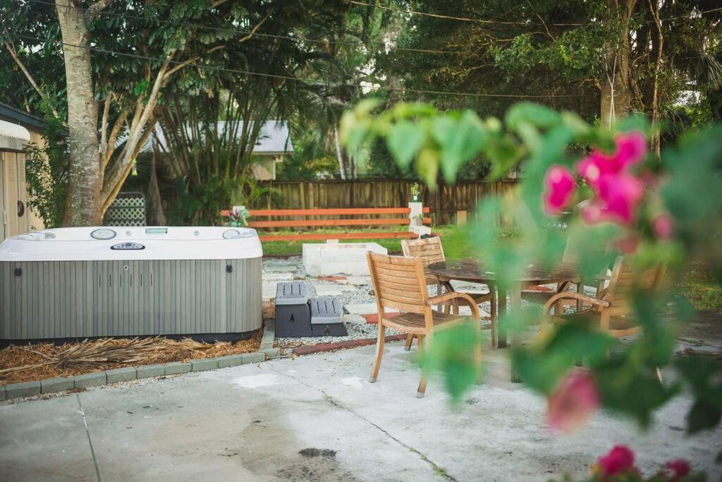 Charming Home, Minutes From The Casa vacanze *