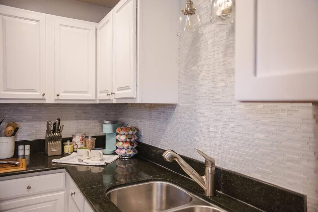 Charming Home, Minutes From The Vero Beach